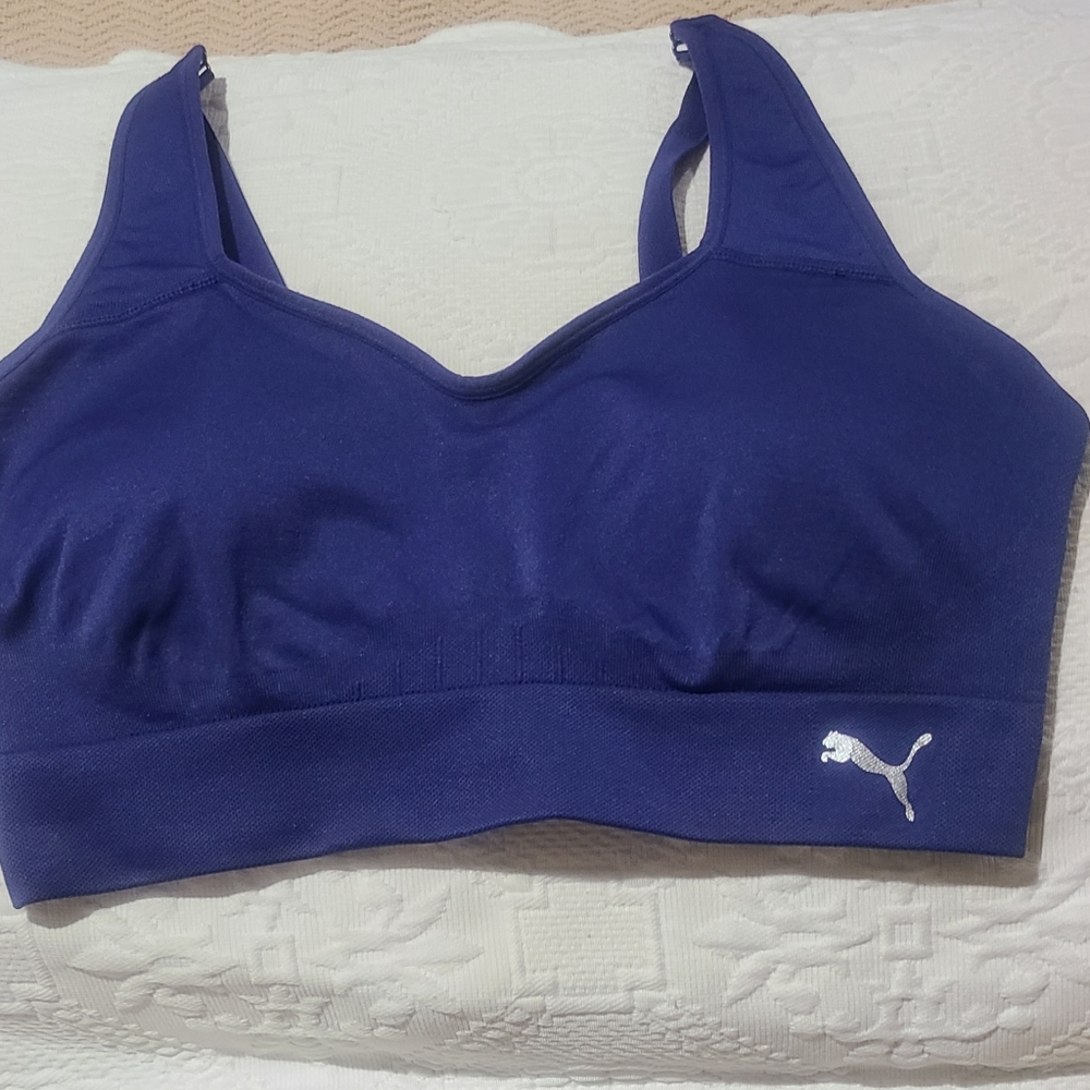 PUMA navy blue sz large sports bra